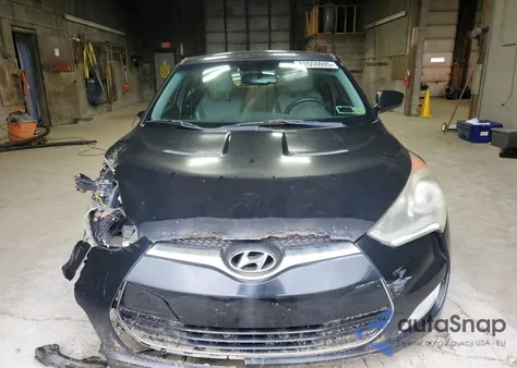 2012 Hyundai Veloster z USA, uszkodzony, nr VIN KMHTC6AD4CU053835